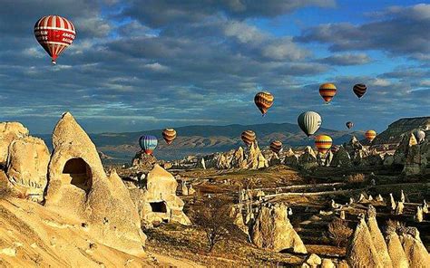 A­n­t­a­l­y­a­­n­ı­n­ ­A­r­d­ı­n­d­a­n­ ­K­a­p­a­d­o­k­y­a­:­ ­ ­T­u­r­i­s­t­ ­S­a­y­ı­s­ı­ ­Y­ü­z­d­e­ ­5­0­ ­D­ü­ş­t­ü­